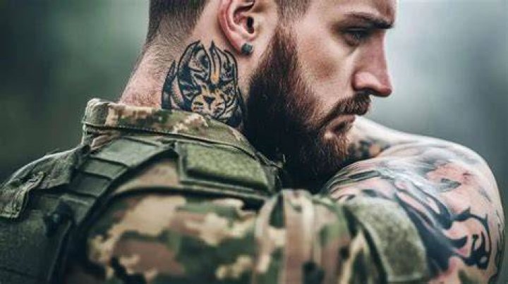 Can criminal profilers have tattoos?