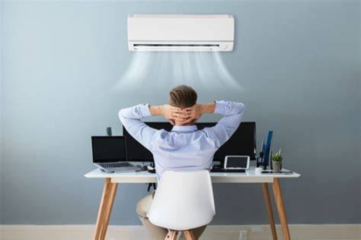 How to keep warm in air conditioned office?