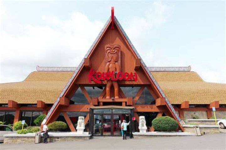 Is kowloon's in saugus closing?