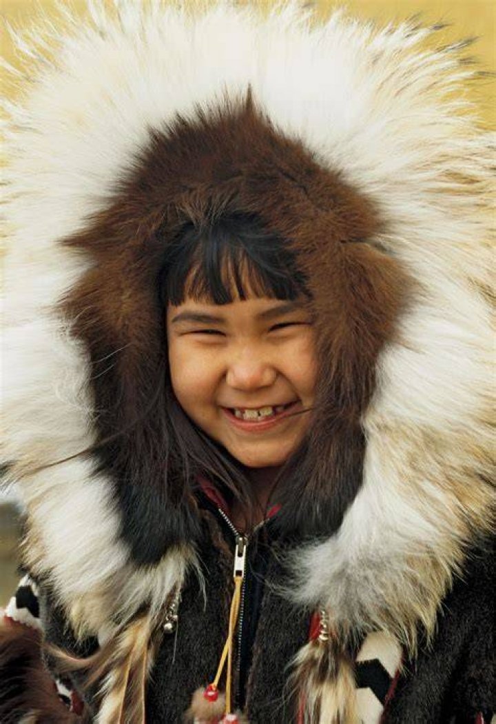 What does eskimo mean in inuit?