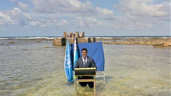 When will tuvalu sink?